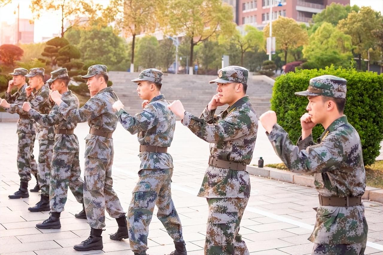 在部隊考研究生難嗎？探討軍人研究生教育的挑戰(zhàn)與機遇，軍人考研究生的挑戰(zhàn)與機遇，部隊研究生教育的探討之路